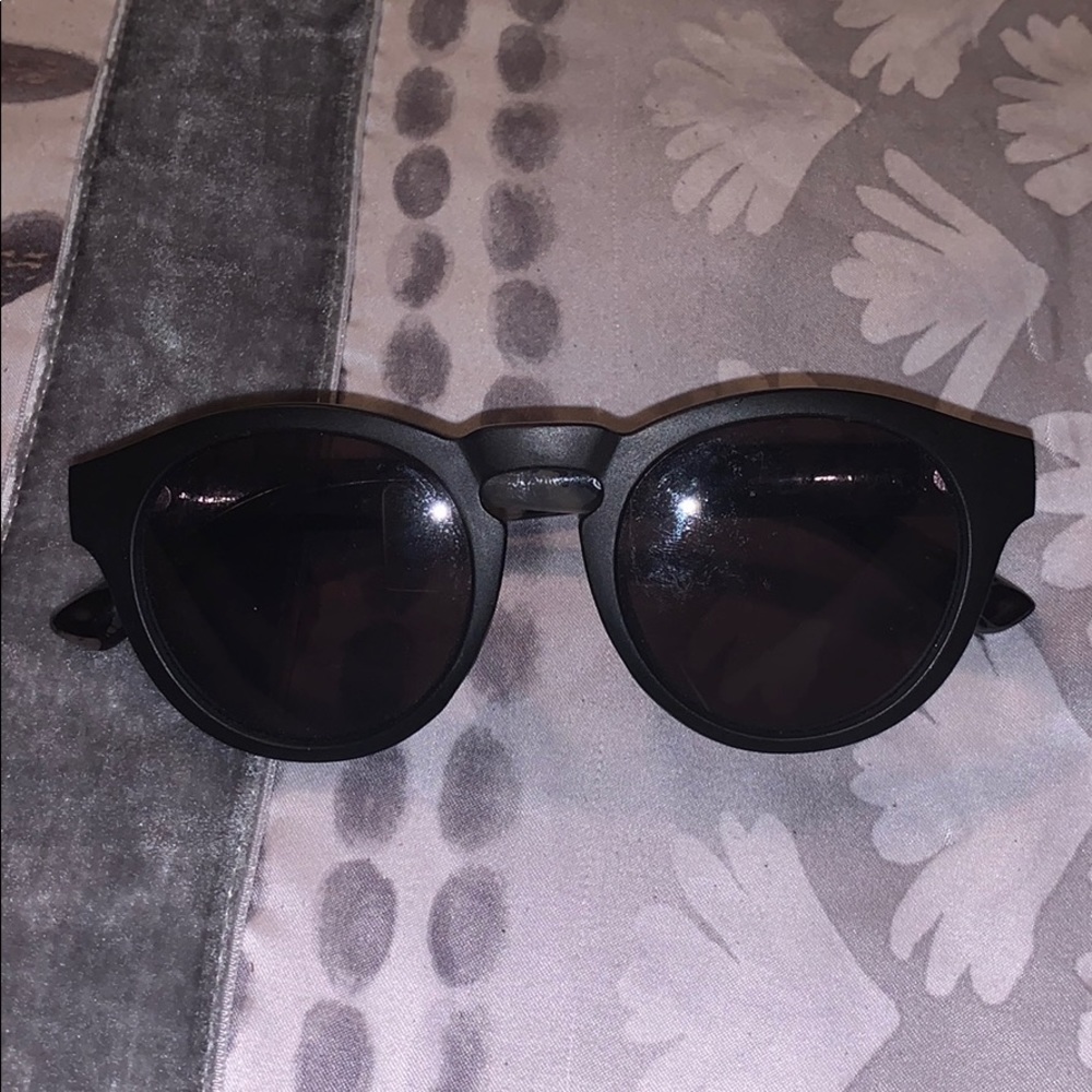 Nice circle glasses for sale!